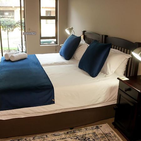Rip Van Winkel Guest House Lephalale Bagian luar foto