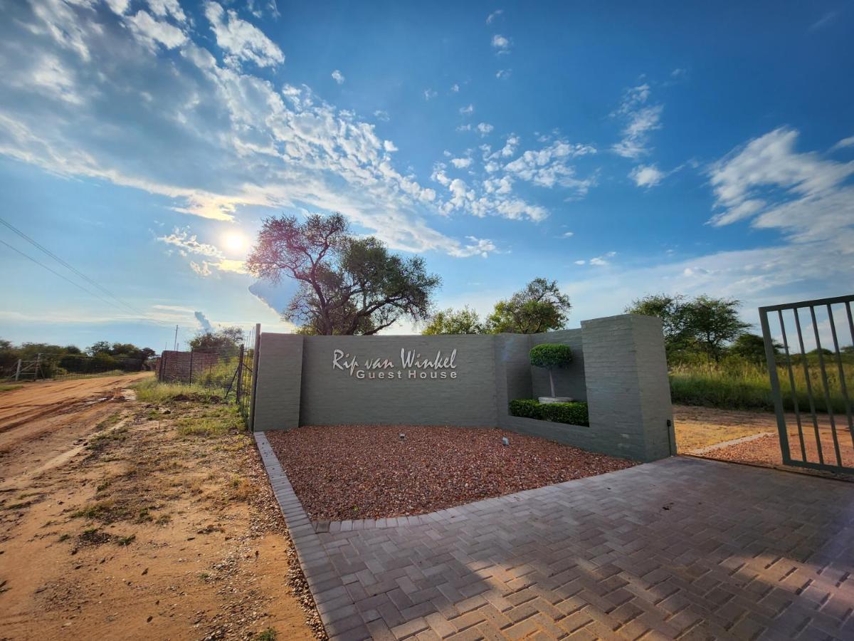 Rip Van Winkel Guest House Lephalale Bagian luar foto